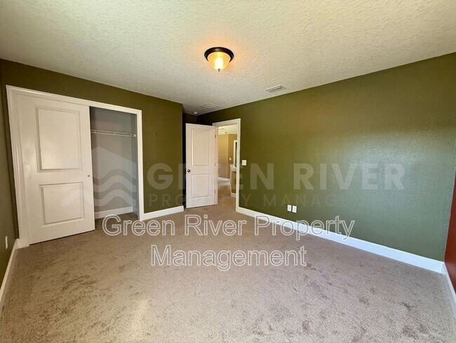 Building Photo - 4019 Cormorant Ln