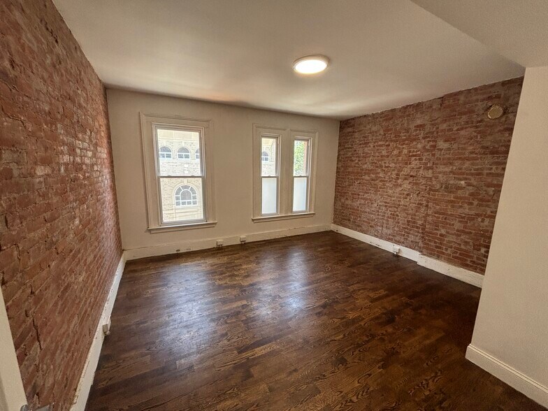 Bedroom 1 - 265 Orange St