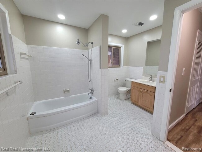 Building Photo - 2534 Depew Dr