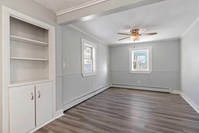 Building Photo - 88 Baker St