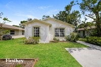 Building Photo - 341 NE 34th Ct