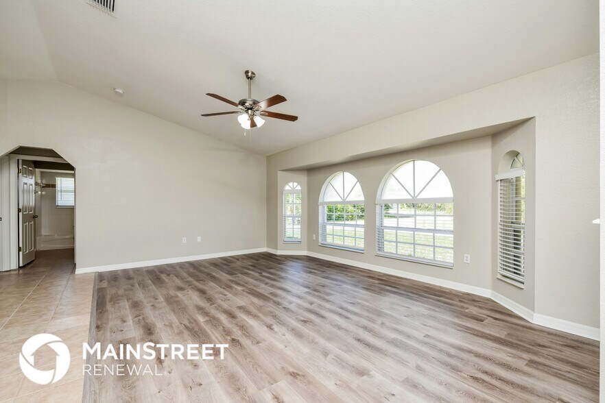 Building Photo - 2810 Beloit Terrace