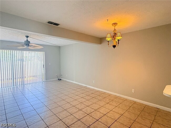 Building Photo - 1123 SW 48th Terrace