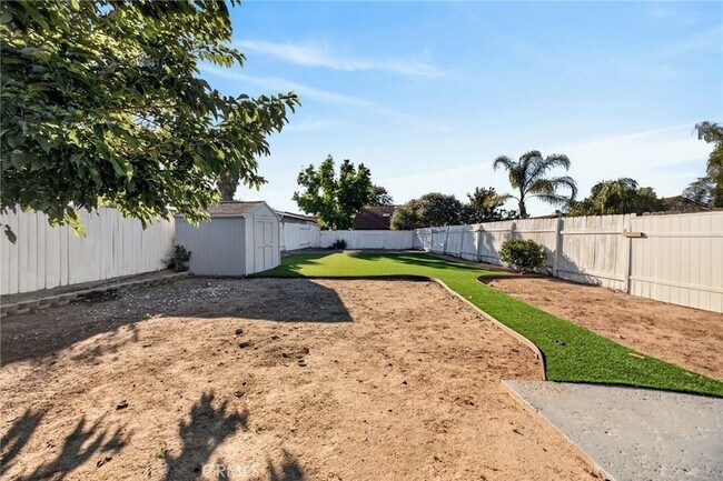 Building Photo - 39427 Canyon Rim Cir