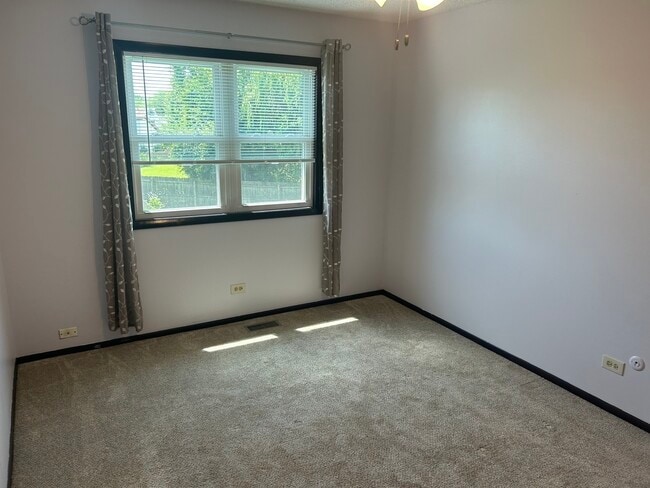 Building Photo - 3287 Allspice Ct