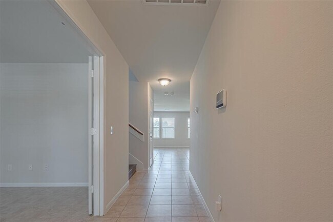 Building Photo - 20111 Brookwood Holw