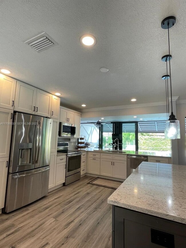 Building Photo - 2230 N 50th Ave