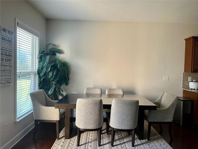 Building Photo - 630 Glenish CT