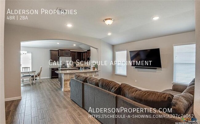 Building Photo - 2292 Olive Hl