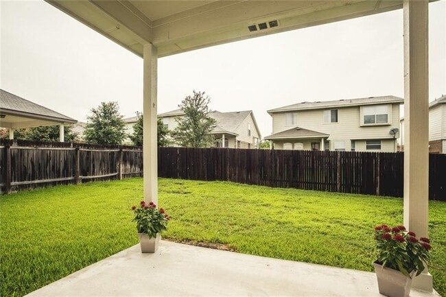 Building Photo - 11012 Los Comancheros Rd