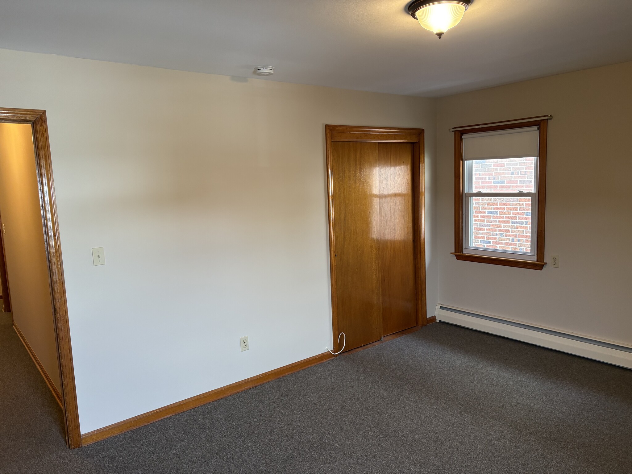 Building Photo - 1356 Roosevelt Ave