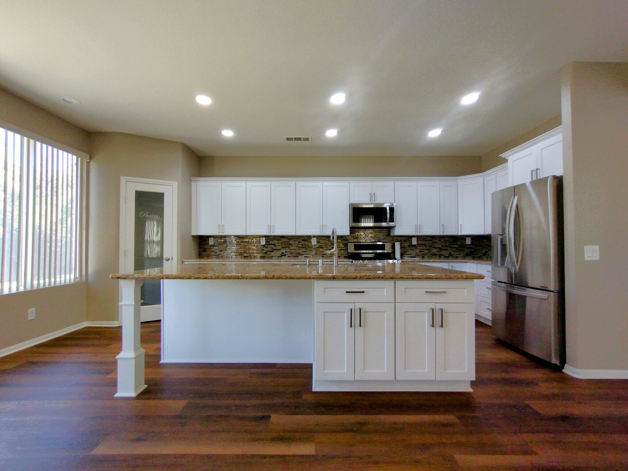 Remodeled kitchen with pantry - 311 Bogie St