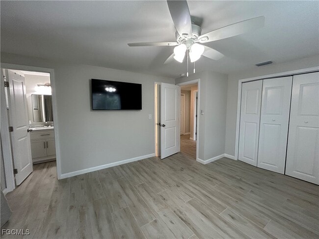 Building Photo - 6128 Cocos Dr