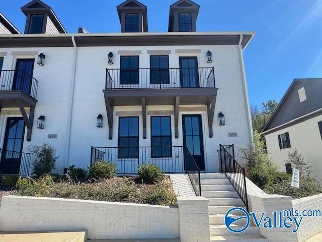 Primary Photo - 695 Town Madison Blvd