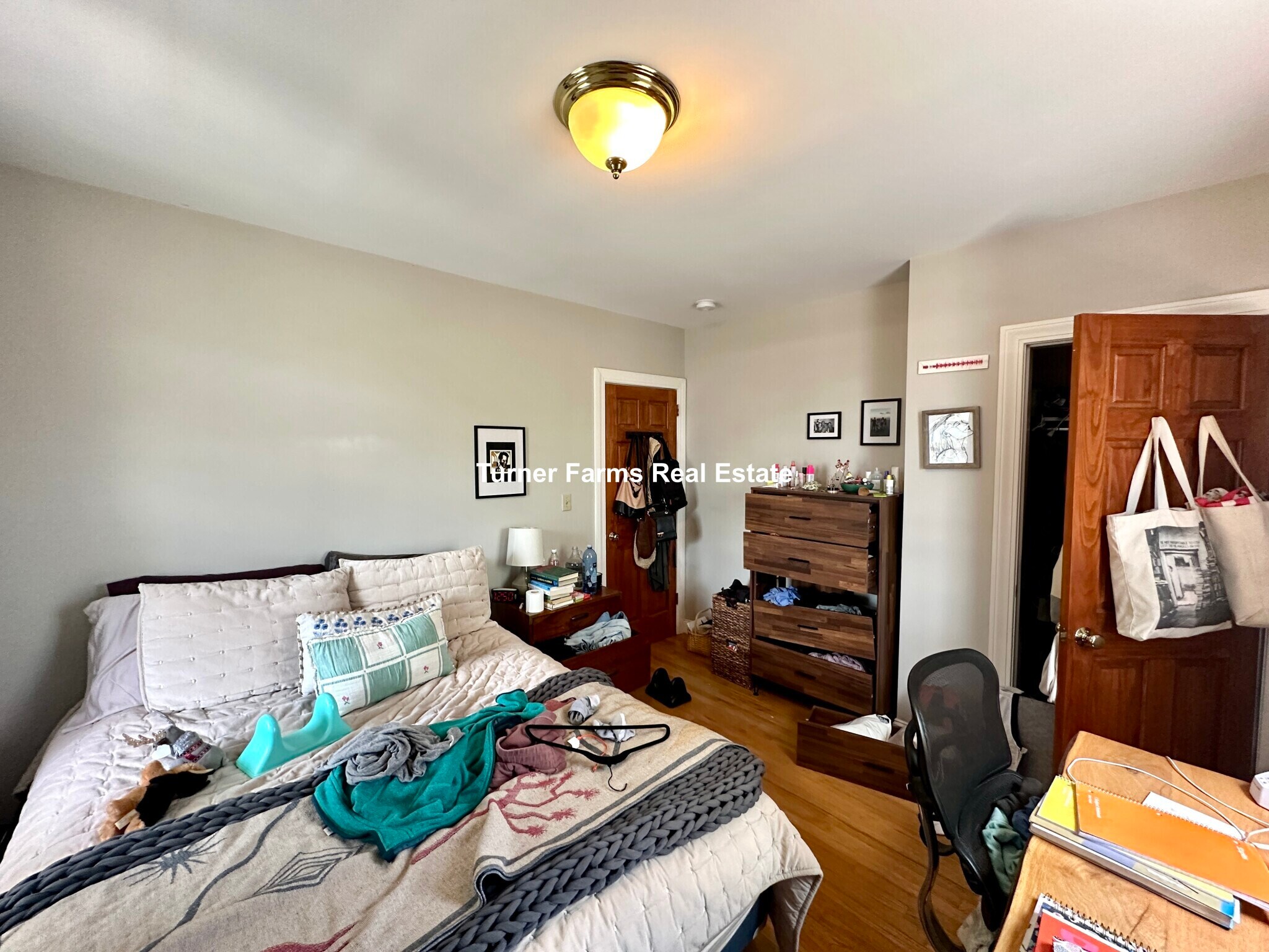 Building Photo - 344 Putnam Ave