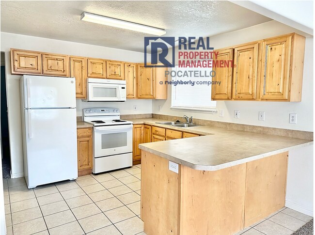 Building Photo - 4353 Opal Ave
