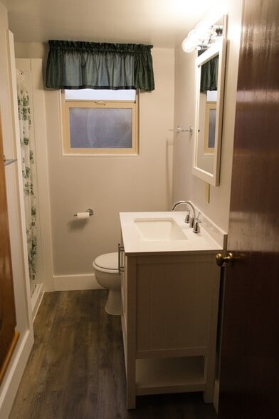 Building Photo - 683 N 300 E