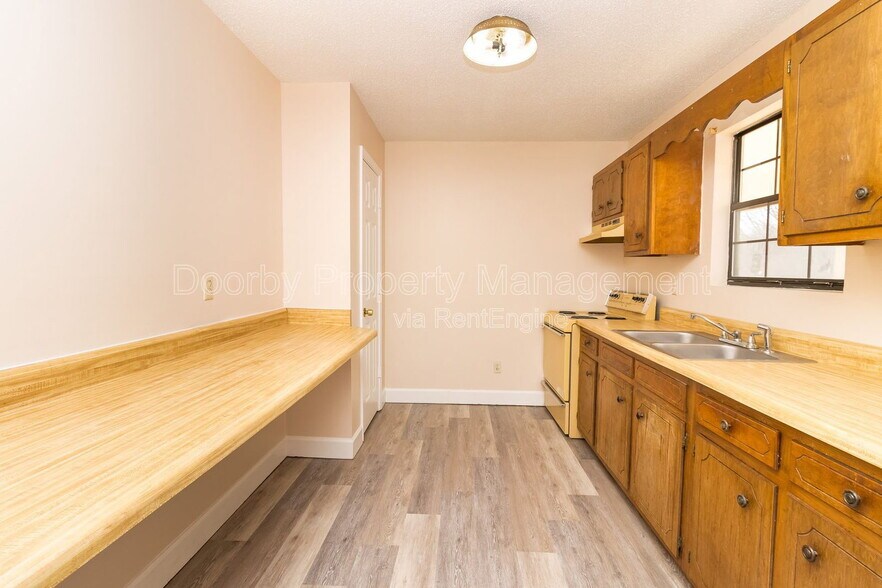 Building Photo - 5102 TN-58