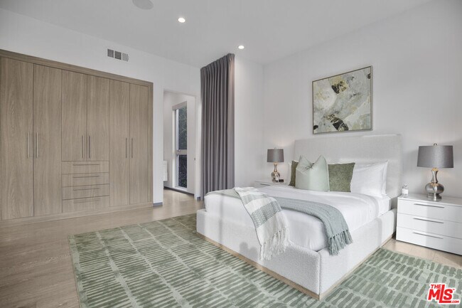 Building Photo - 6379 Colgate Ave