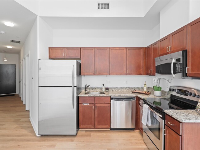 Building Photo - 1414 Belmont St NW