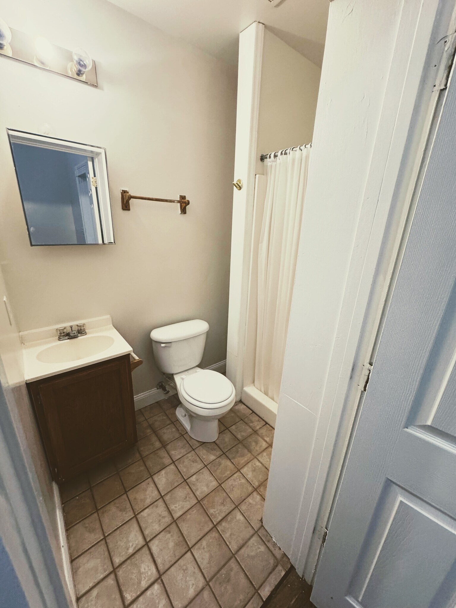 Bathroom 2 - 212 W Broad St