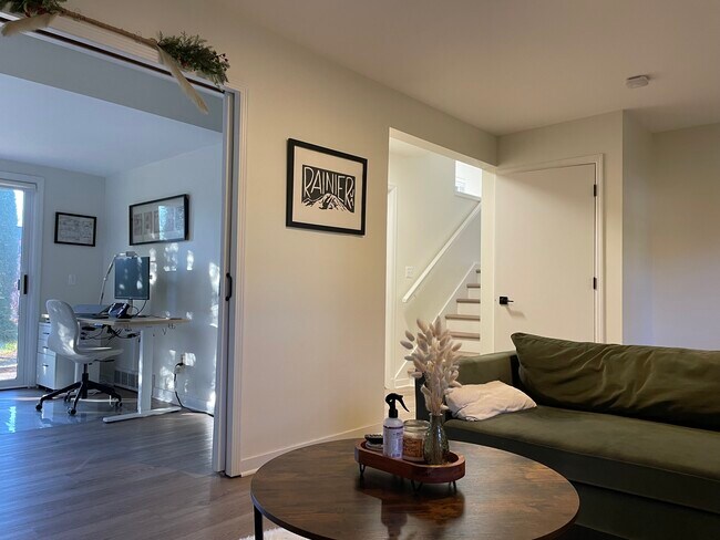 Building Photo - 2902 Tucson Trail