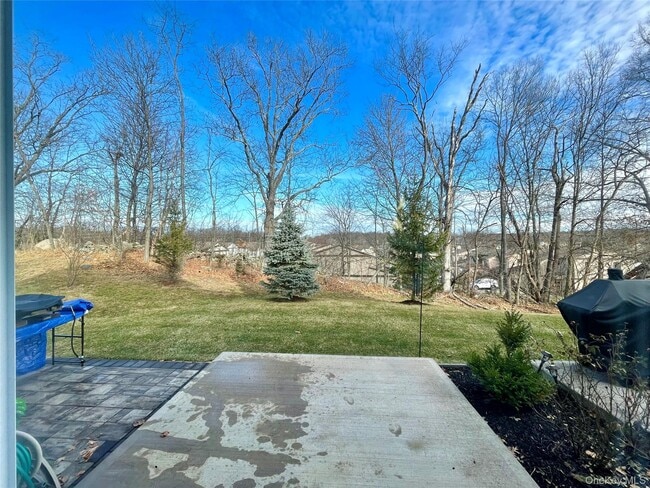 Building Photo - 141 Meadow View Dr