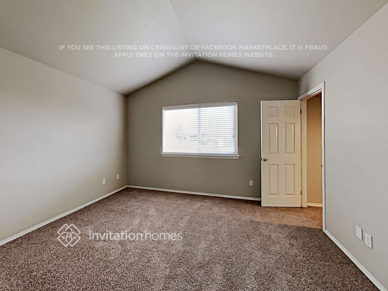 Building Photo - 1821 66th Ave NE