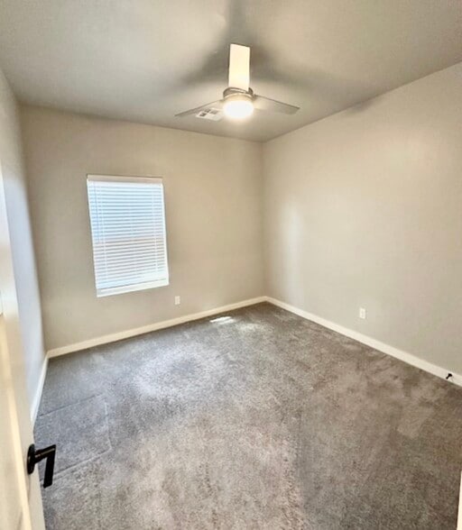 Building Photo - 533 NW 176th St