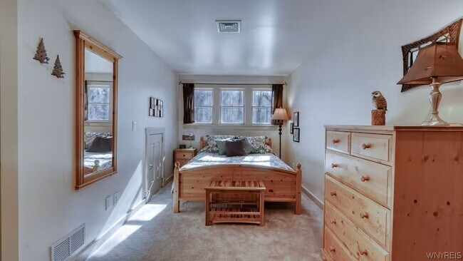 Building Photo - 6284 Dublin Hills Rd