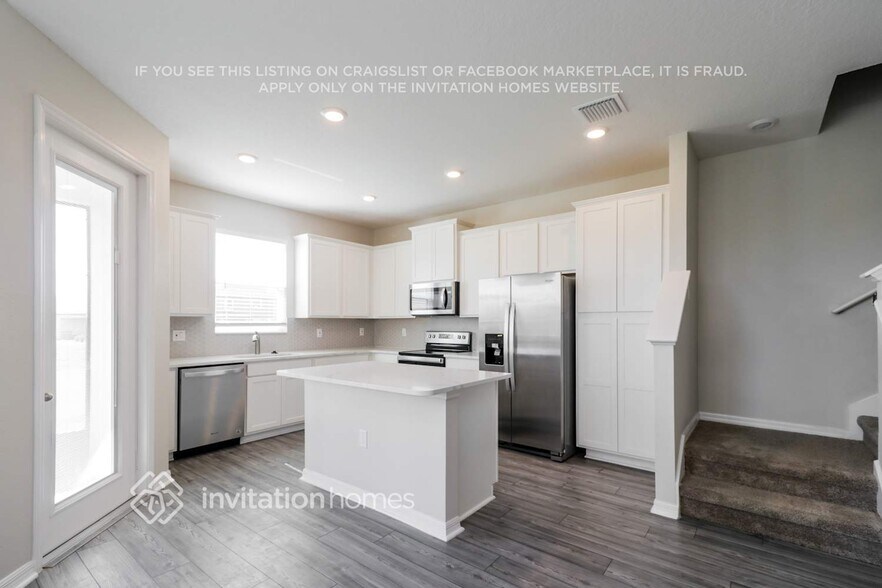 Building Photo - 11244 Cay Spruce Wy