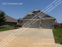 Building Photo - 1613 Fulwider Ln