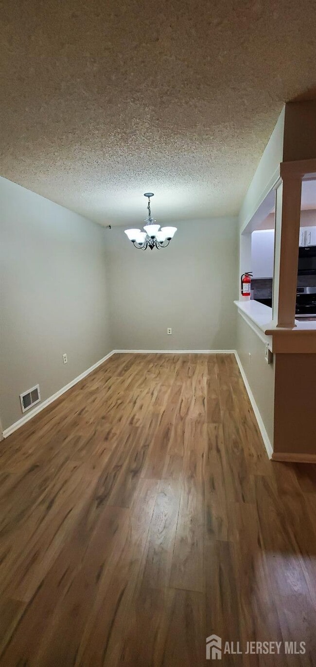 Building Photo - 261 Kempsey Dr