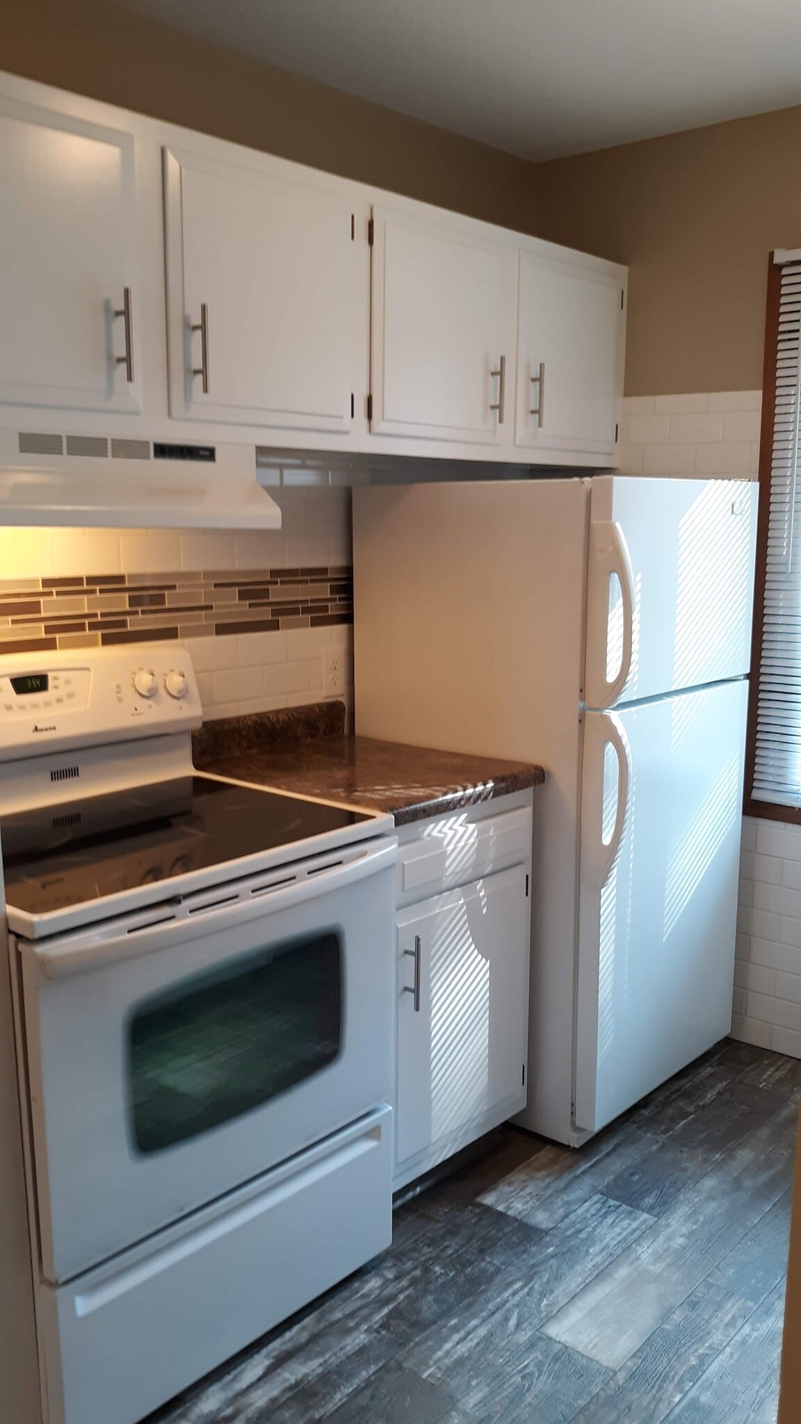 Building Photo - 362 Elton Hills Dr NW