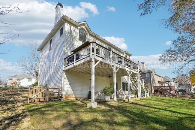 Building Photo - Living Large in Alpharetta