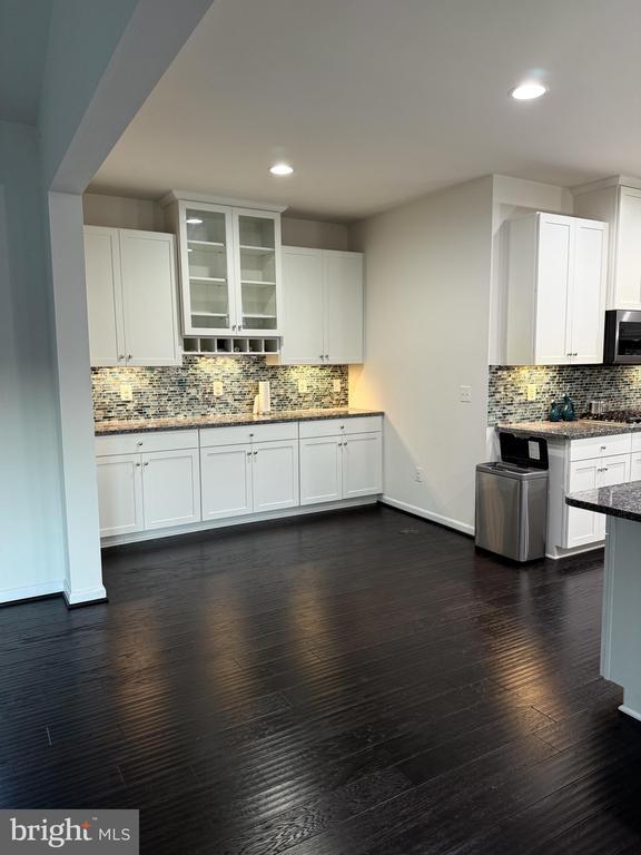 Building Photo - 4401 Weejun Loop