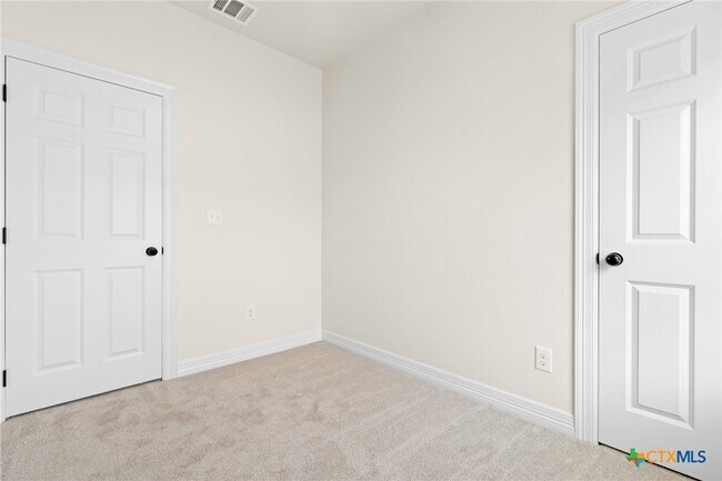 Building Photo - 209 S 18th St
