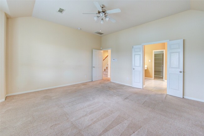 Building Photo - 5802 Horseshoe Falls