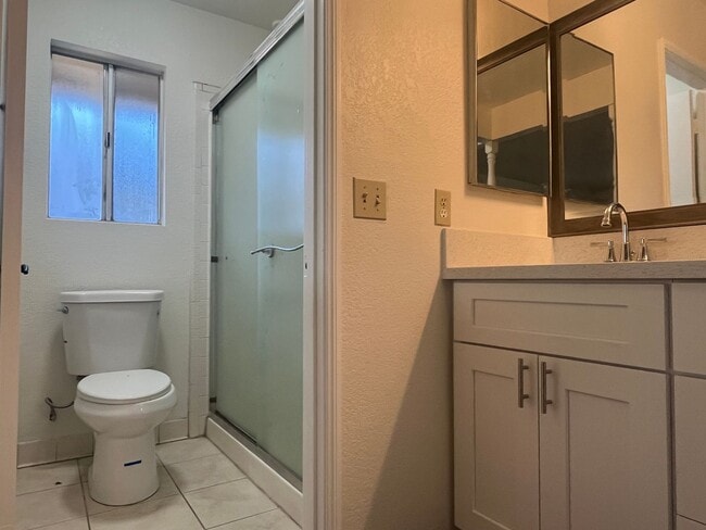 Building Photo - Spacious 3 Bedroom, 2 Bath Home for rent