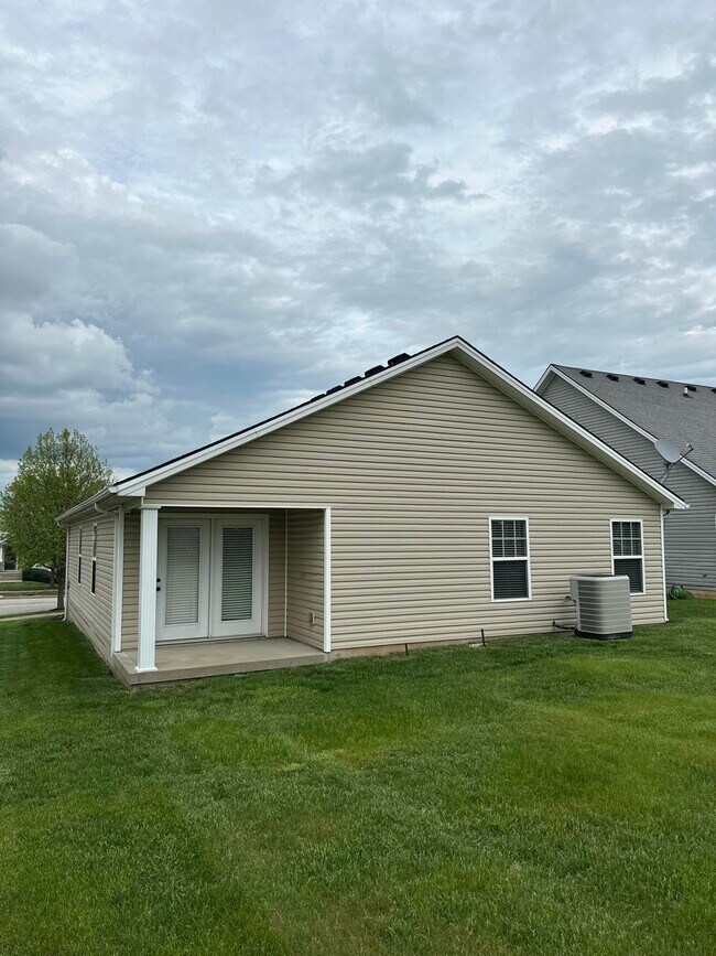 Building Photo - 126 High Point Dr