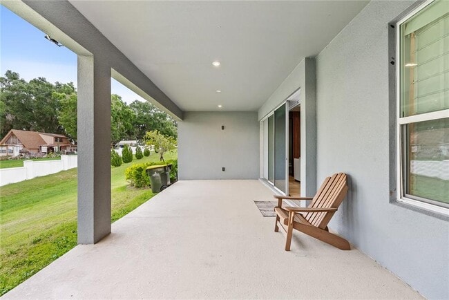 Building Photo - 3375 Buoy Cir