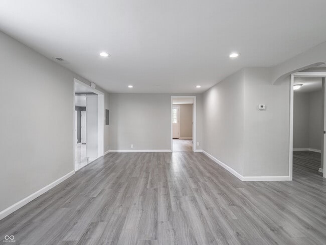 Building Photo - 1141 Temperance Ave