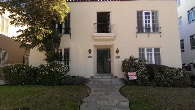 Primary Photo - 934 S Orange Grove Ave