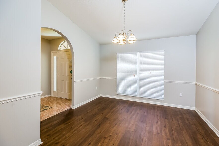 Building Photo - 4791 Placid Cir
