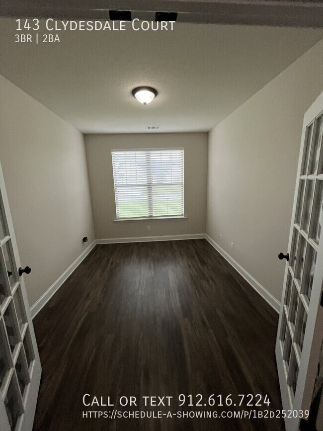 Building Photo - 143 Clydesdale Ct