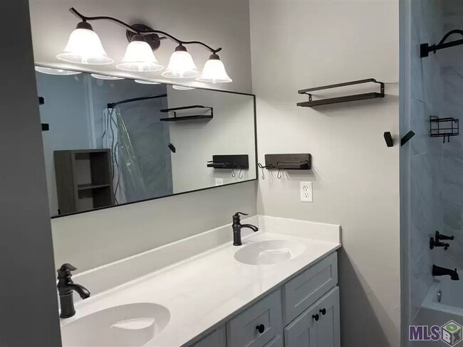 Building Photo - 1514 Lila St