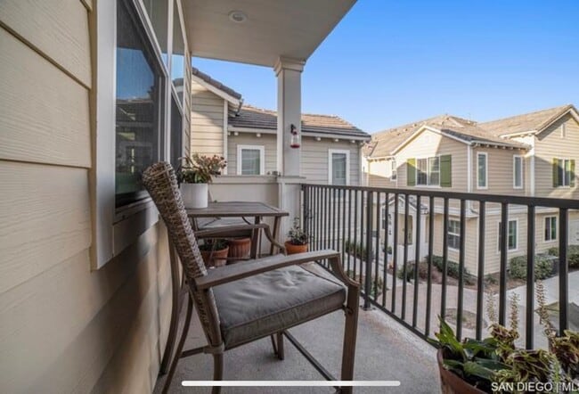 Building Photo - Available Now! Beautifully updated 3-story...