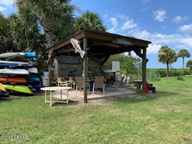 Building Photo - 458 Bouchelle Dr
