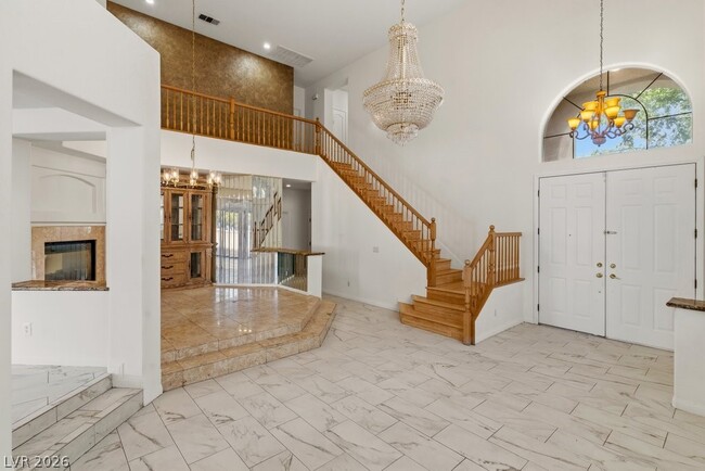 Building Photo - 612 Silver Grove St