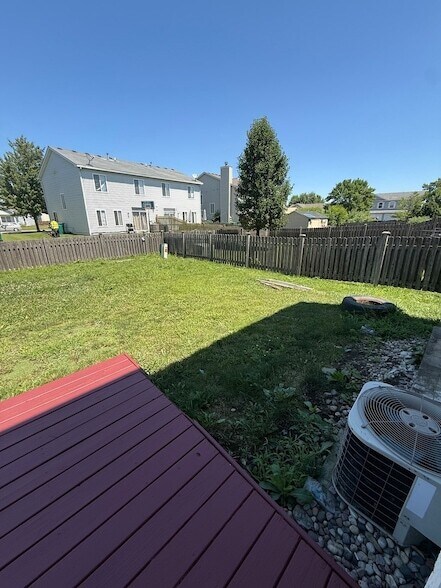 Building Photo - 757 Bayles Dr